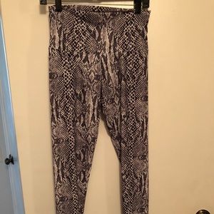 Snakeskin leggings